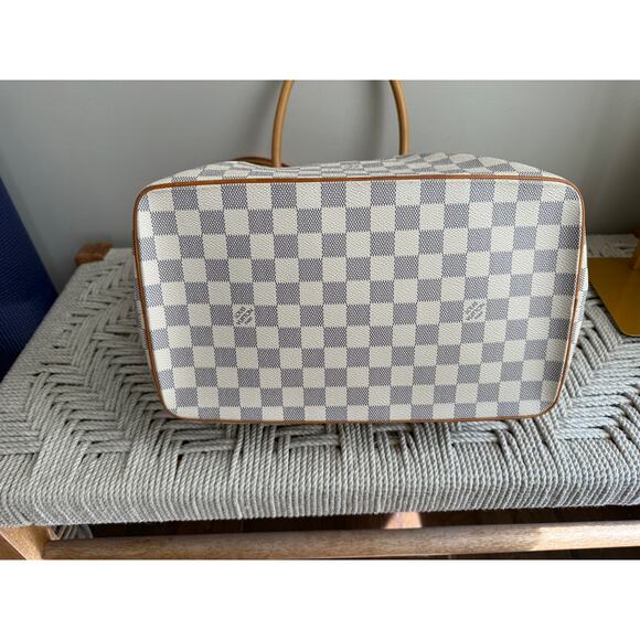 EUC Louis Vuitton Saleya Damier Azur MM Zipper Tote - Picture 4 of 11